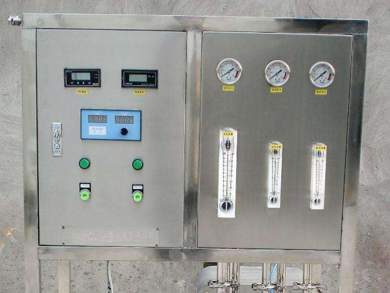 edi模塊原水首先進(jìn)入水箱，經(jīng)過(guò)原水泵